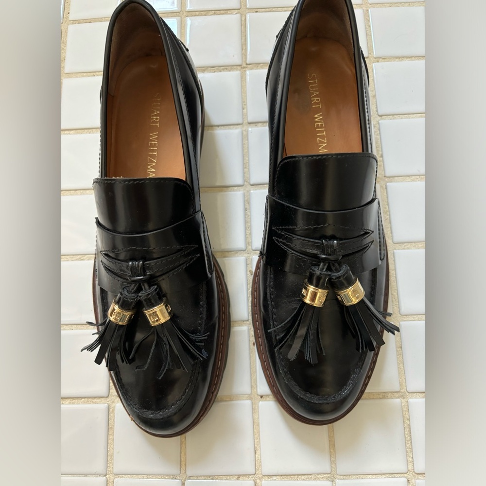 Stuart Weitzman Black Patent Manila Loafer Size 9.5